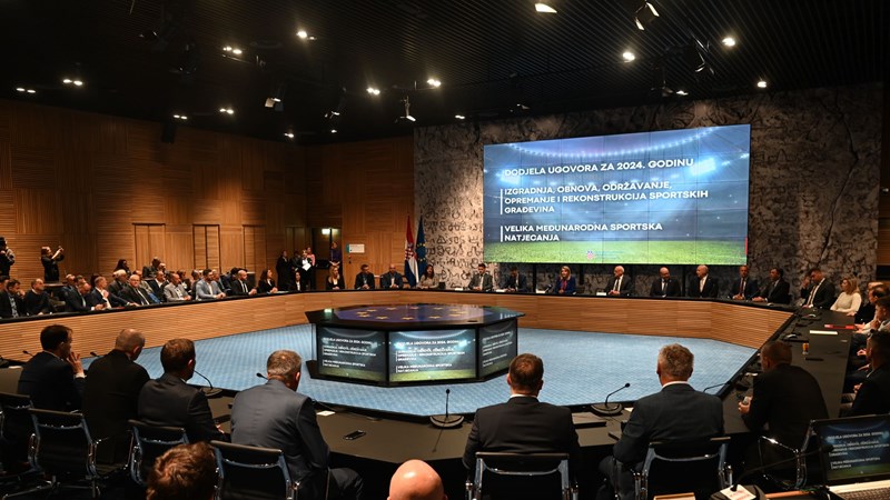 Ministrica Brnjac uručila ugovore za sportsku infrastrukturu i manifestacije vrijedne više od 15 milijuna eura